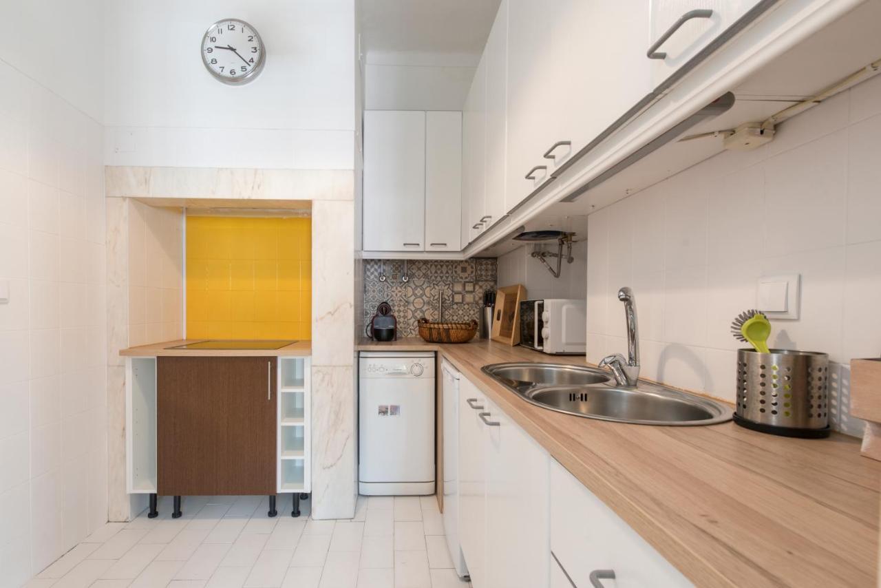 Cozy Apartment With Castel View Lissabon Buitenkant foto